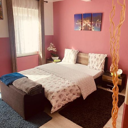Bien-Etre-Au-Calme Et Parking Gratuit Villa Seraing Dış mekan fotoğraf